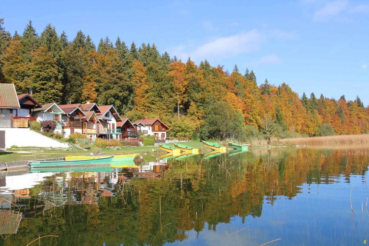 L'Ecrin Du Lac Saint-Point-Lac Exterior foto